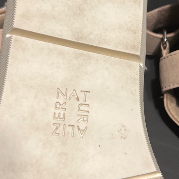 Naturalizer Megan Beige Snake Prink Fabric Sandals Women's 8.5M Comfor Slingback - Picture 5 of 7